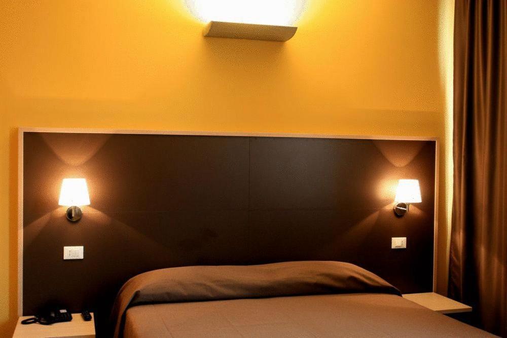Silver Residence Hotel 바놀로 인 피아노 외부 사진